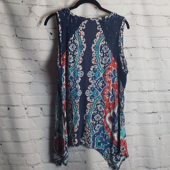 Est.1945 Top  - Picture 3 of 3